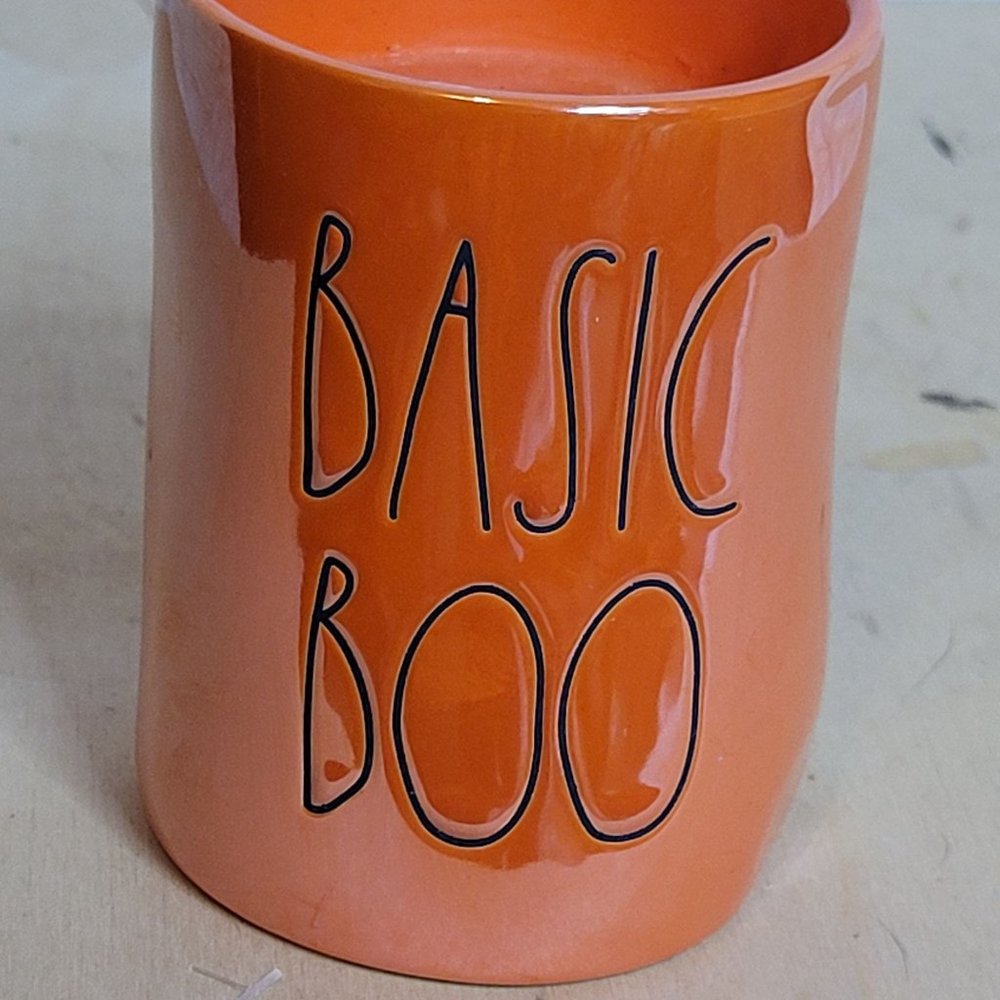 Rae Dunn Pumpkin Pie Basic Boo Halloween Candle Orange 8.7oz New